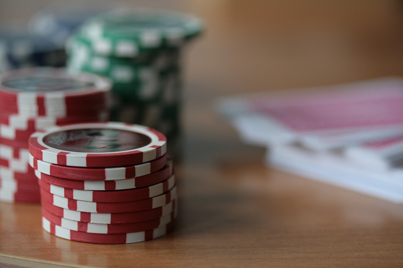 Precyzyjne Obstawianie: Jak Skutecznie Dostosować Wielkość ZakłAdów Pokerowych?